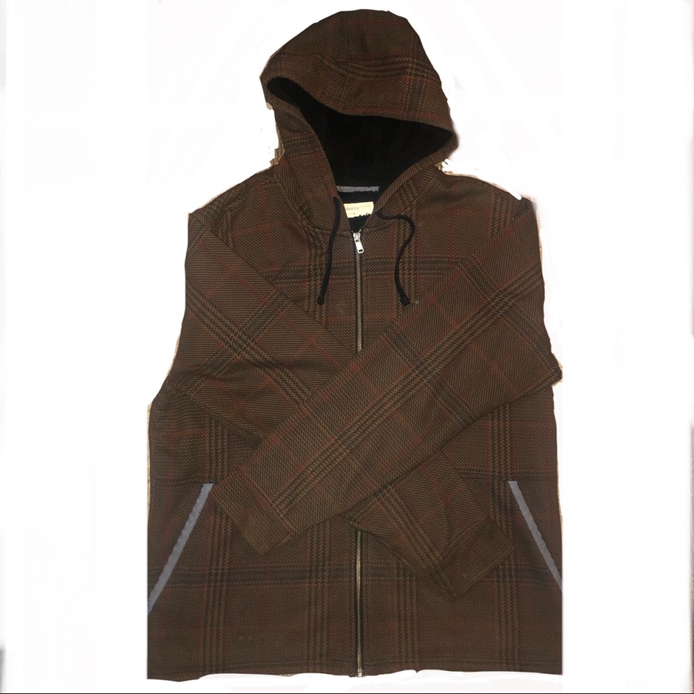 Levi jacket hoodie size XL. Very good condition.